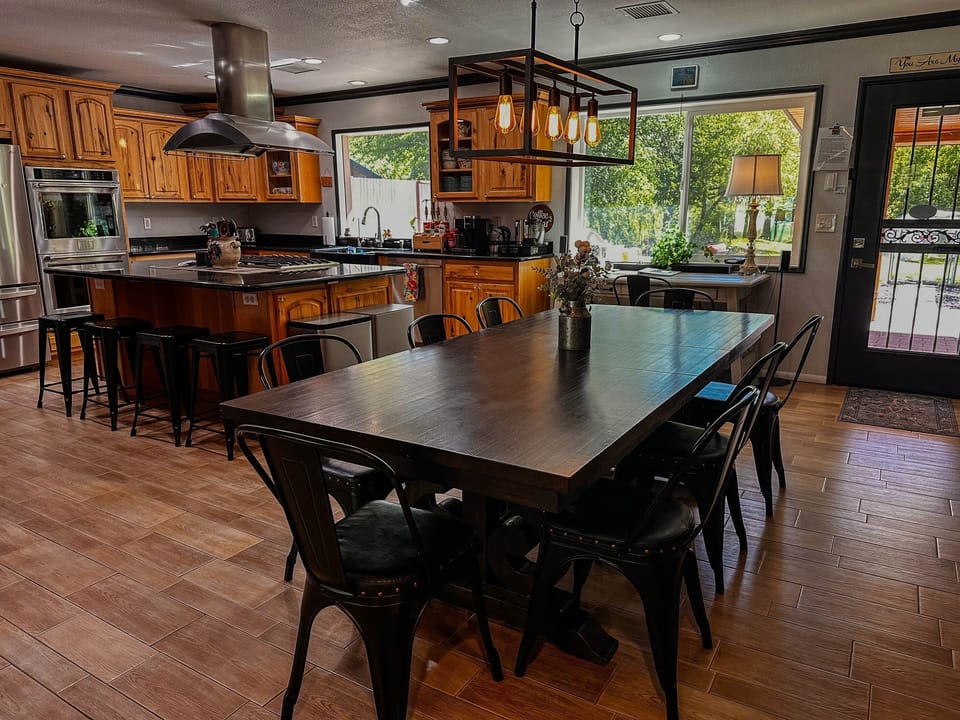 Dining/Kitchen Open concept