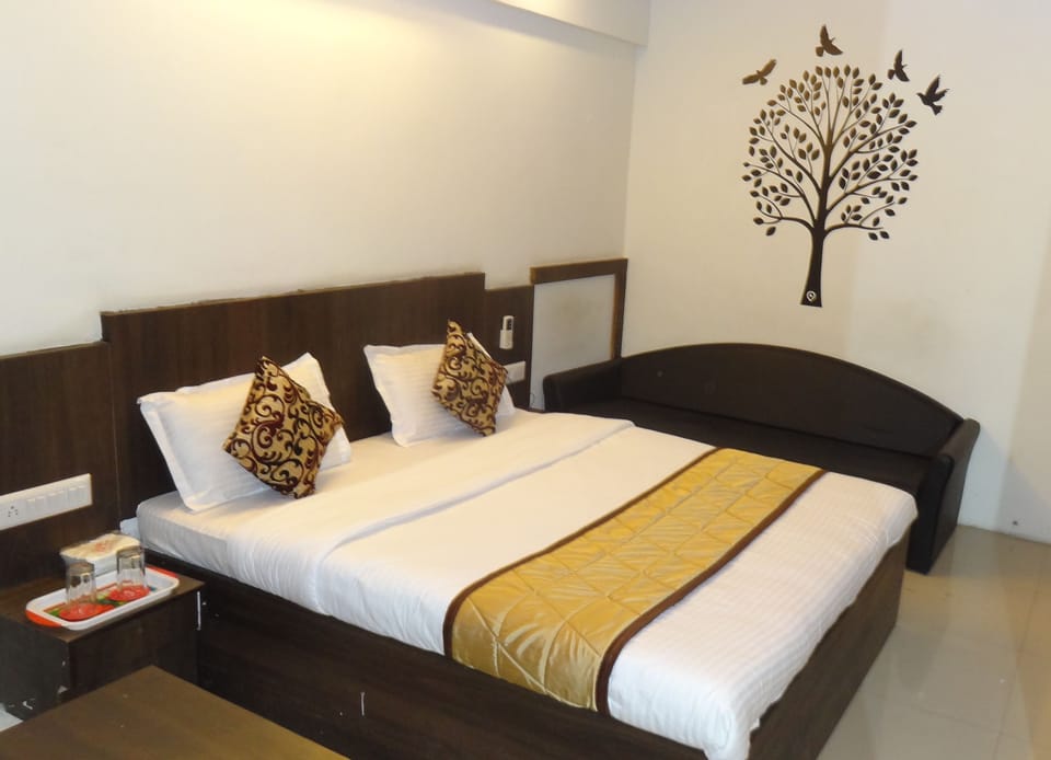 Deluxe Double Room | Free WiFi