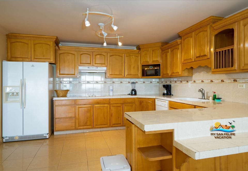 Las Palmas Condo 2 in Las Palmas San Felipe vacation home - kitchen