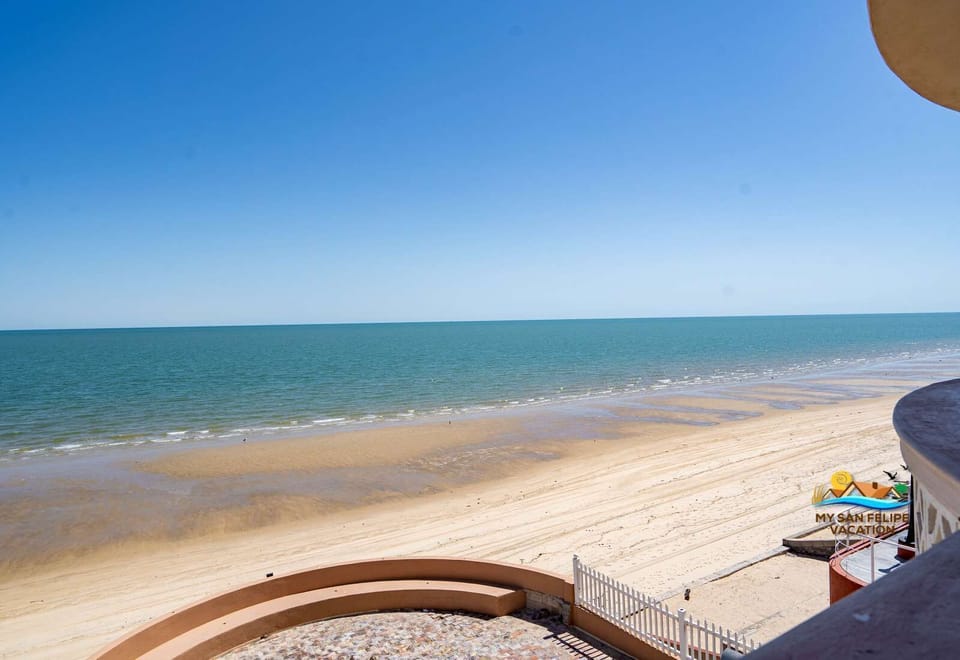 Las Palmas Condo 2 in Las Palmas San Felipe beachfront - balcony view