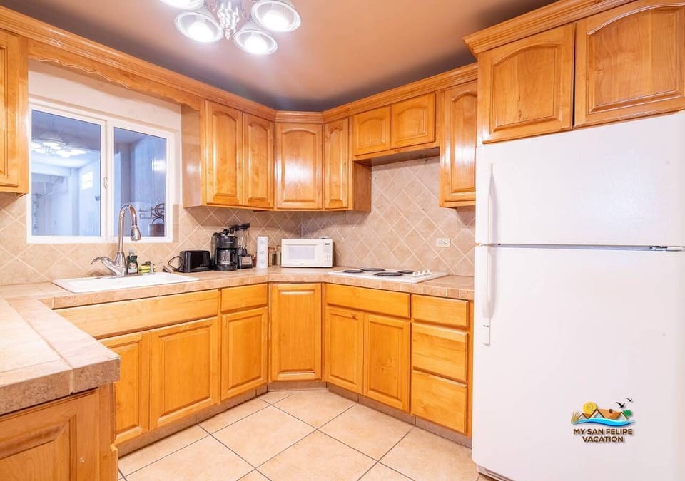 Jerry`s Las Palmas San Felipe condo 1 - kitchen fridge