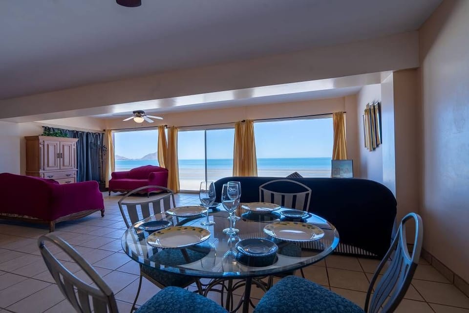Luis Condo 3 en las Palmas, San Felipe rental home - dinner table