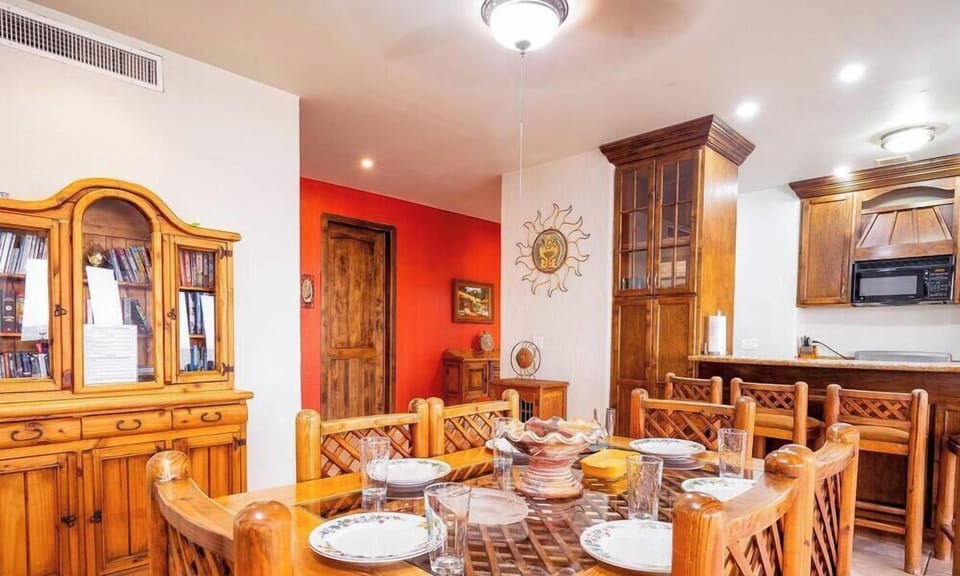 Gather around the dining table with direct ocean views at Serenity by the Sea in San Felipe BC Mexico.