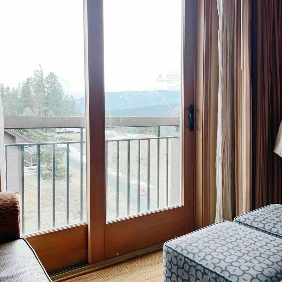 Mountain View from the julette balcony