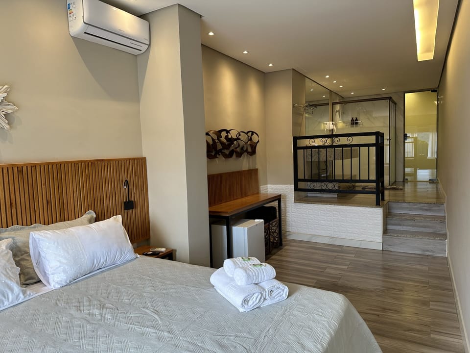 Comfort Double Room | Minibar, free WiFi, bed sheets