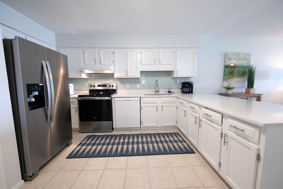 Newly updated Kitchen- New appliances. New countertops