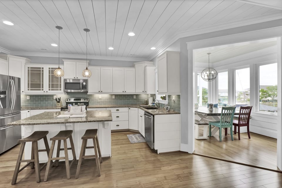 Kitchen and dining room overlooking the canal