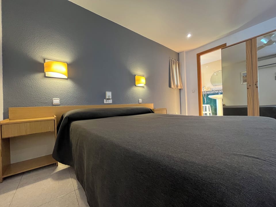 Comfort Double Room | Individually decorated, desk, laptop workspace, free WiFi