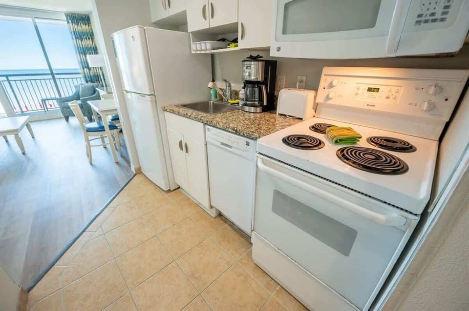 Kitchen Area with Full Sized Appliances