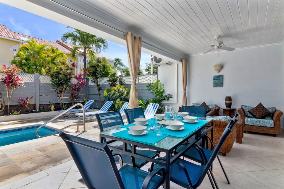 Watch the hummingbirds as you enjoy your Barbados breakfast