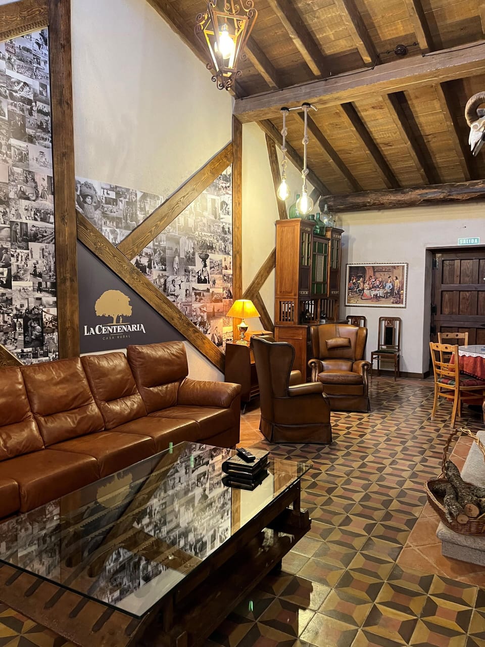 La Centenaria de Alaraz Bed and Breakfast in Castile and León