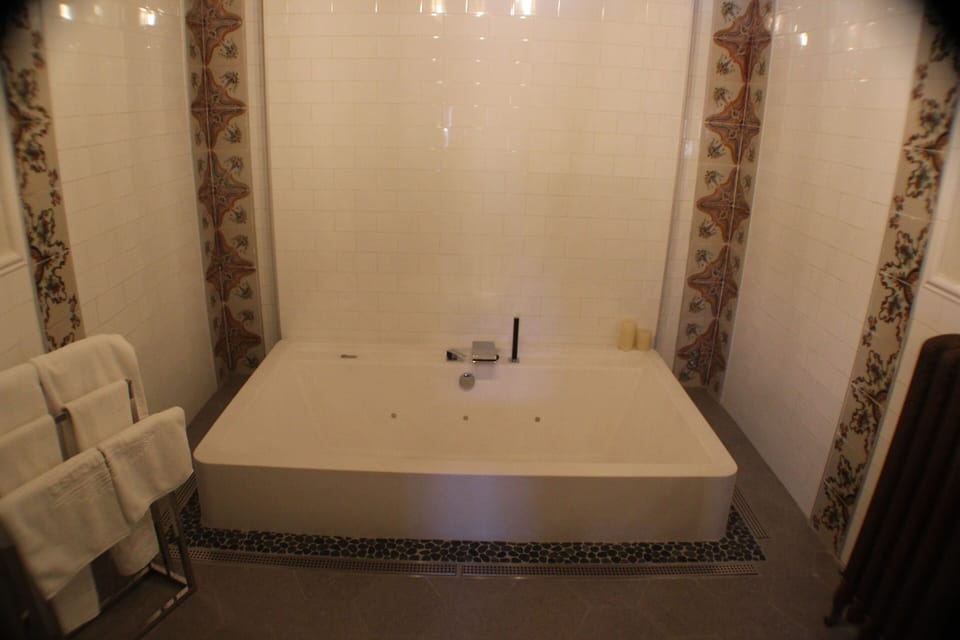 House, Accessible, Ensuite | Bathroom