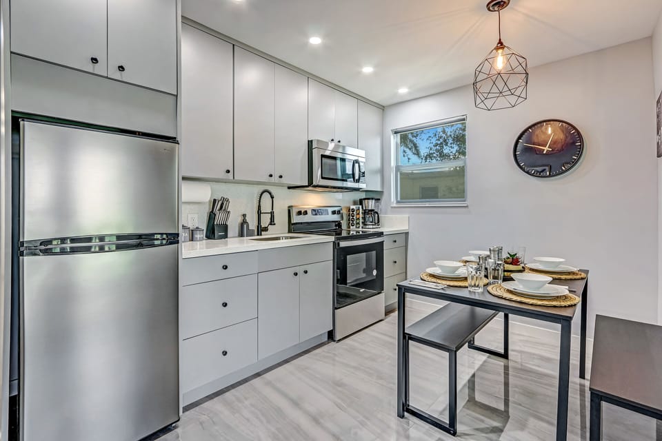 Kitchen space offers fridge w/ humidity controlled drawers