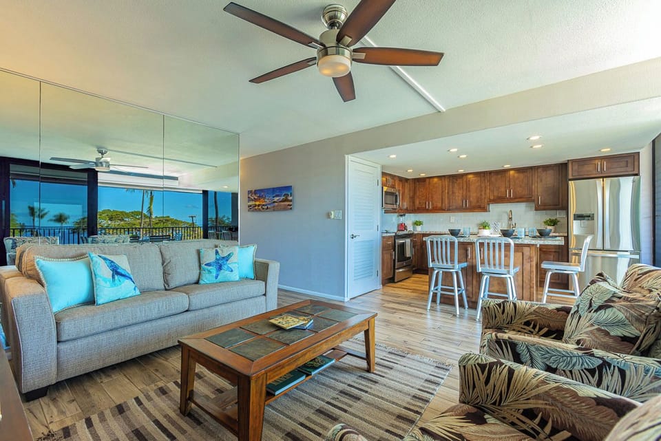 Open floor plan!