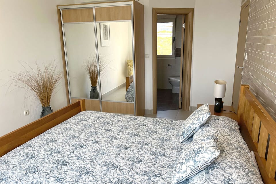 2nd floor Master bedroom with sae view wardrobe, A/C and ensuite bathroom