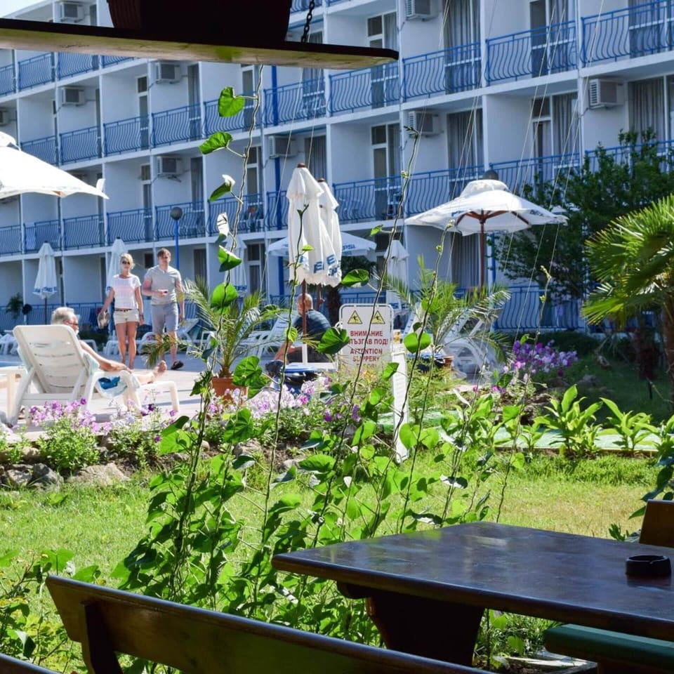 Balaton Hotel Hotel in Sunny Beach