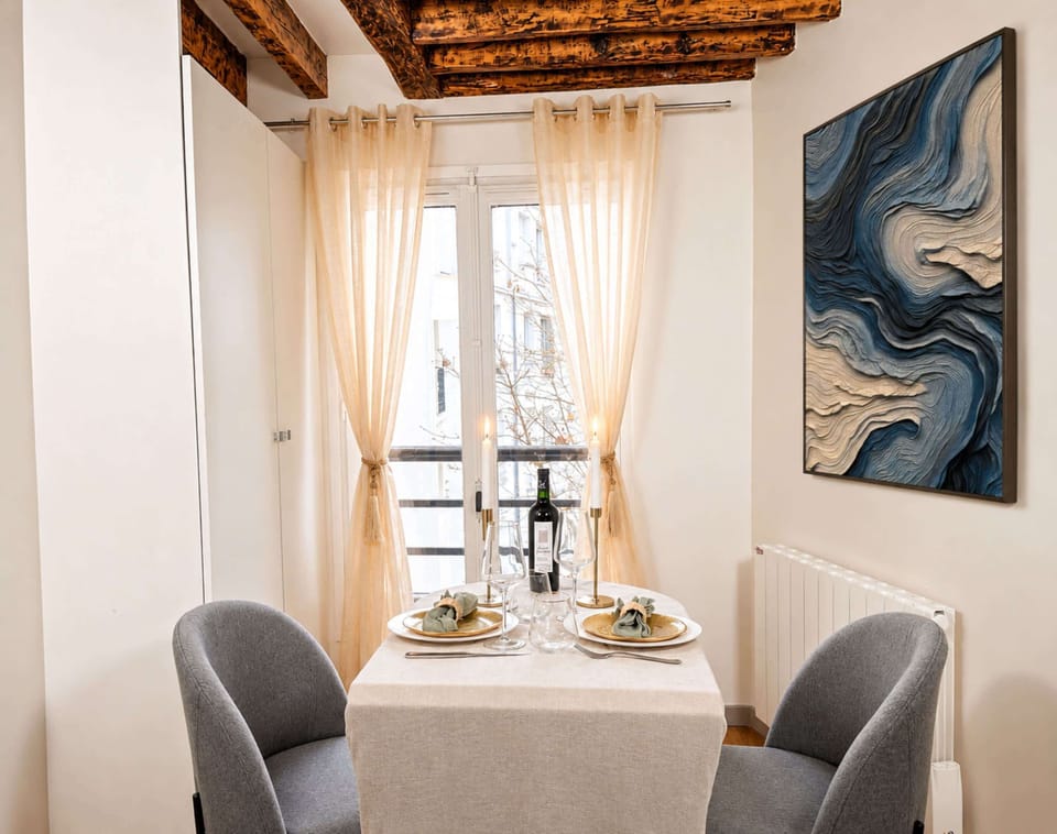 Savor meals in style – a well-dressed dining table.
