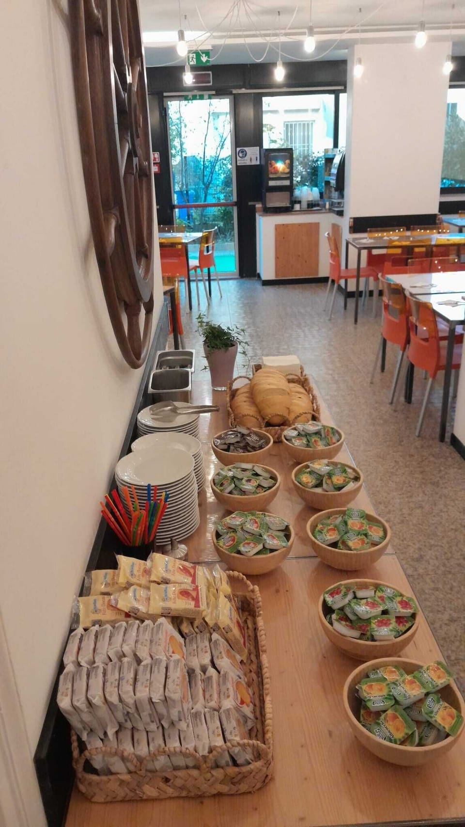 Daily buffet breakfast (EUR 8 per person)