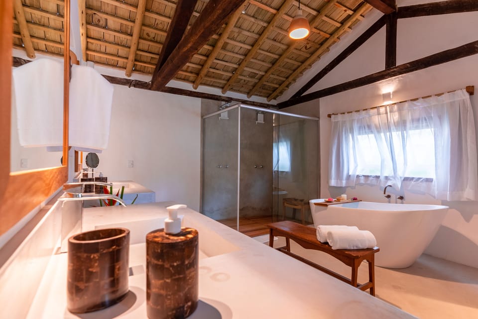 Master Suite with Bathtub | Bathroom | Hair dryer, bathrobes, towels, soap