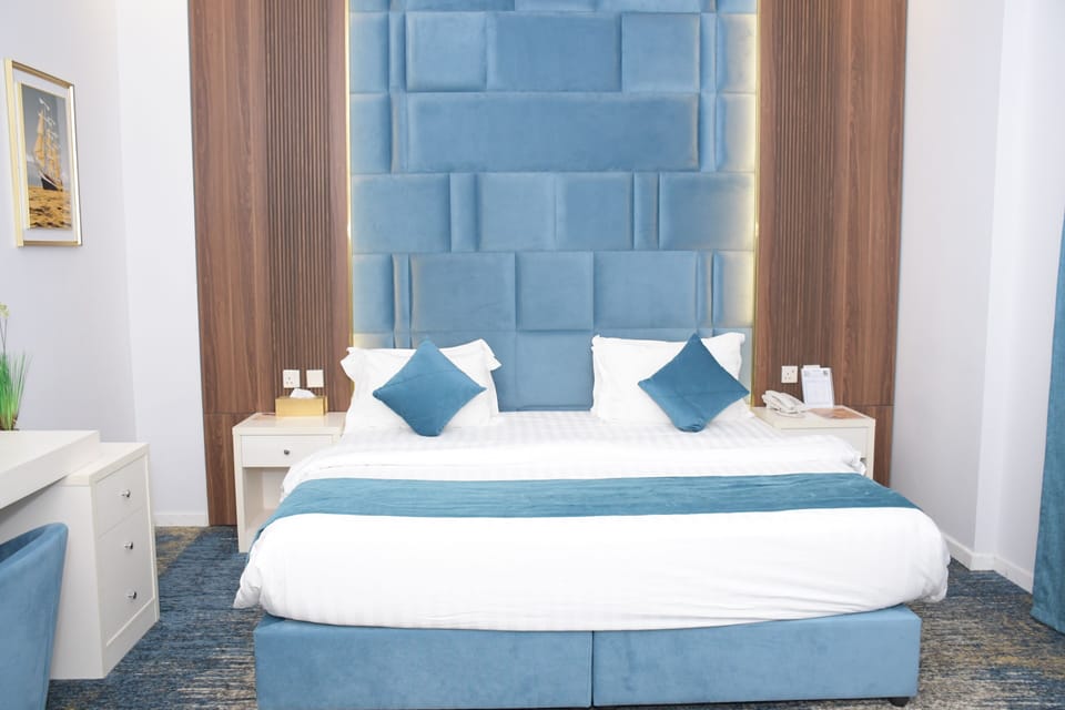 Basic Double or Twin Room, City View | Egyptian cotton sheets, premium bedding, down comforters, pillowtop beds