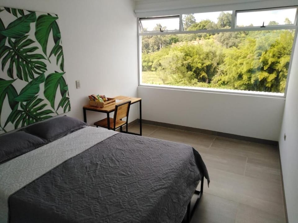 Standard Room, Garden View | Desk, free WiFi, bed sheets