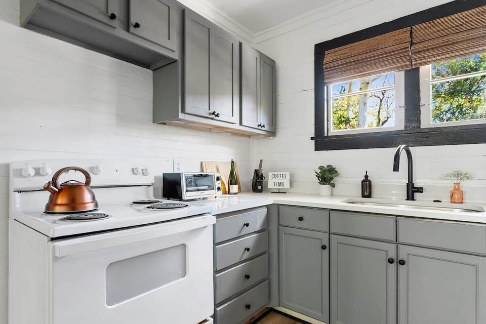 Kitchen area (stocked with pots, pans, and all your basics!)