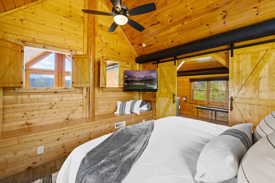 Upstairs bedroom retreat