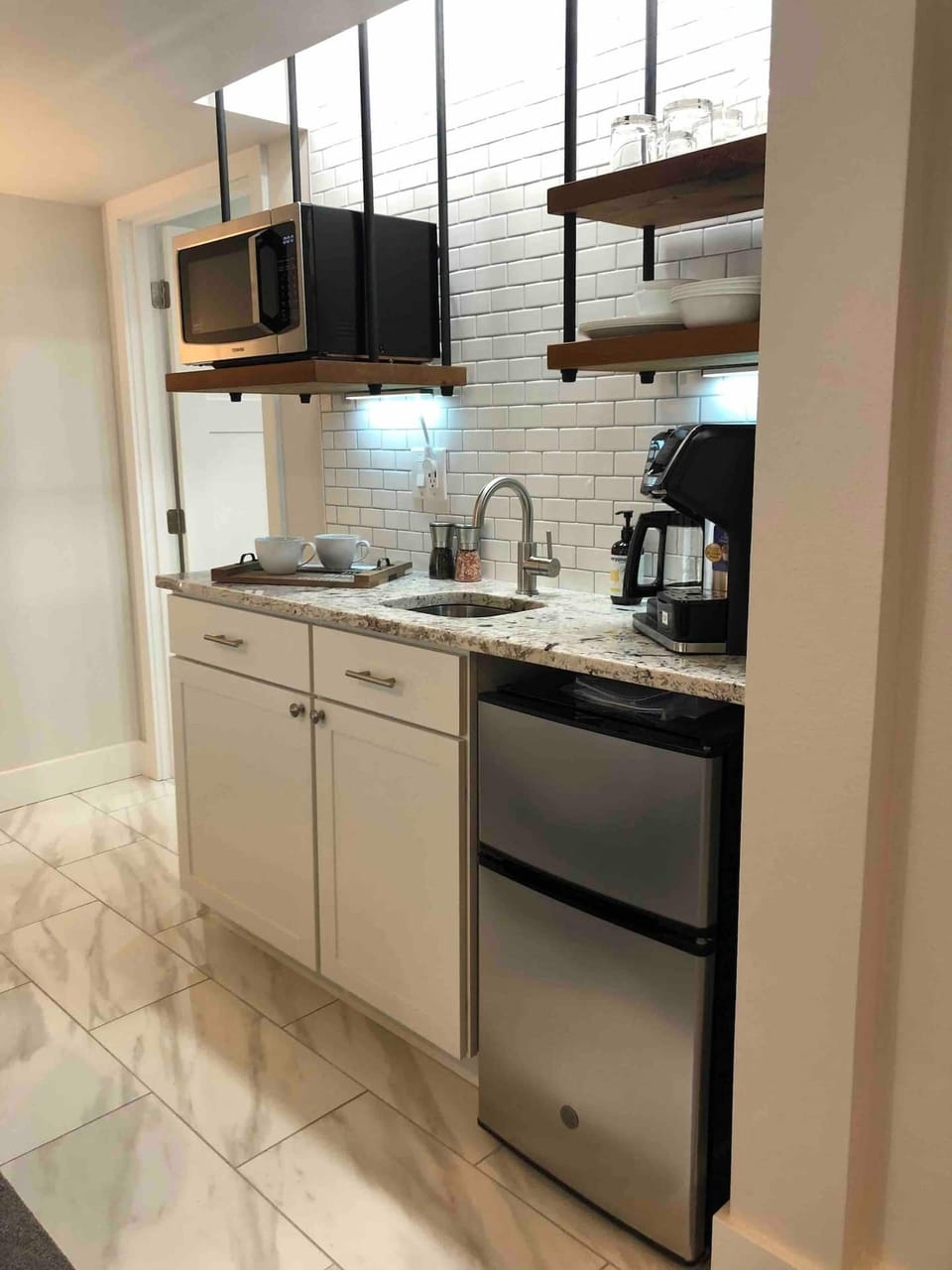 Kitchenette 