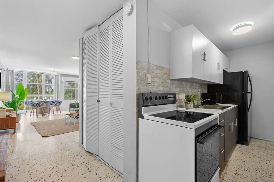 Dedicated workspace and high-speed Wi-Fi, perfect for remote workers