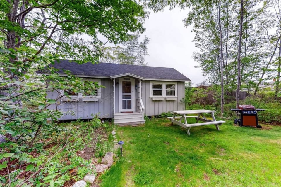Low TIde Cabin - BBQ