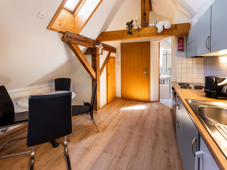 Wood, Flooring, Floor, Furniture, Interior Design, Ceiling, Wood Stain, Hardwood, Door, Apartment