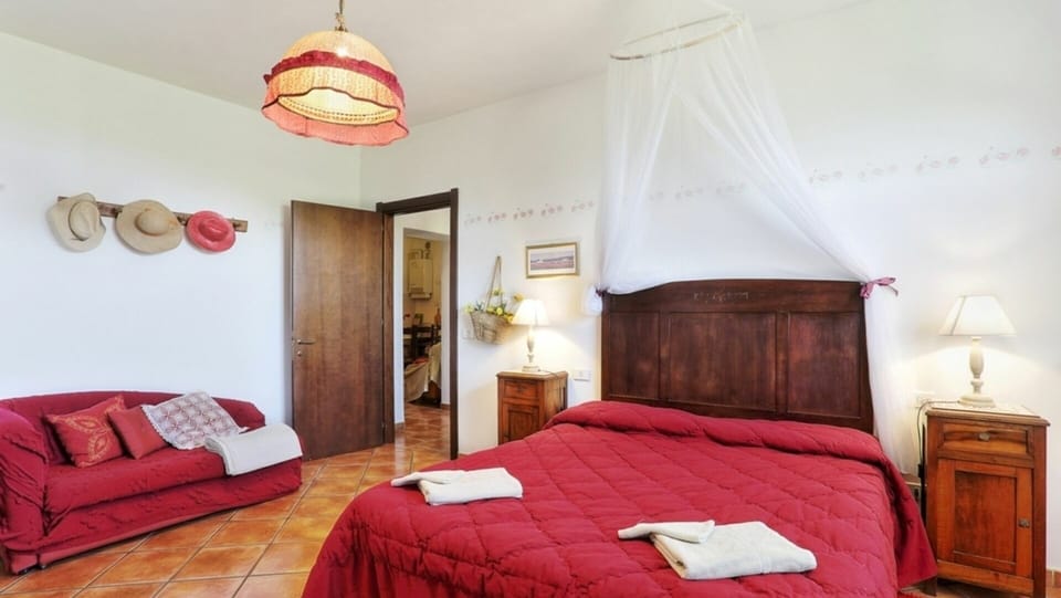 Furniture, Comfort, Cabinetry, Lighting, Orange, Wood, Interior Design, Bed Frame, Flooring, Lamp