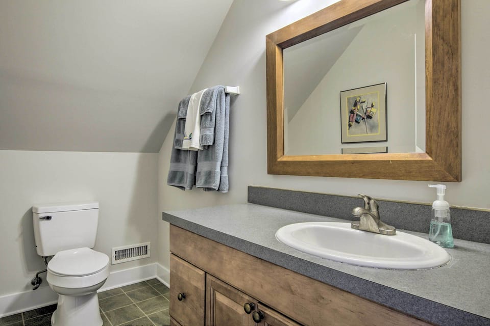 Half Bathroom | Complimentary Toiletries