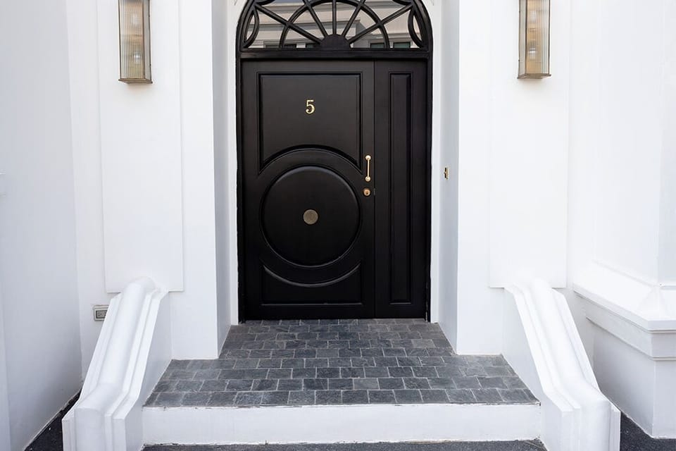 Door entrance