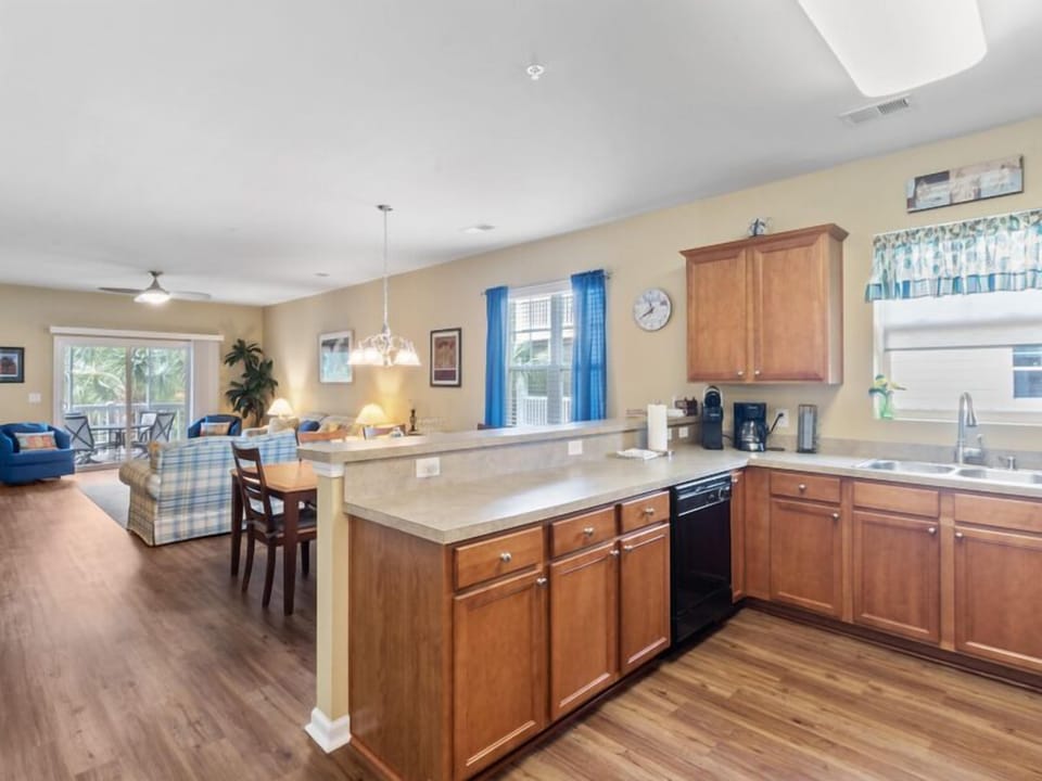 Lots of space to cook