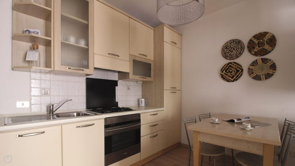 House | 1 bedroom