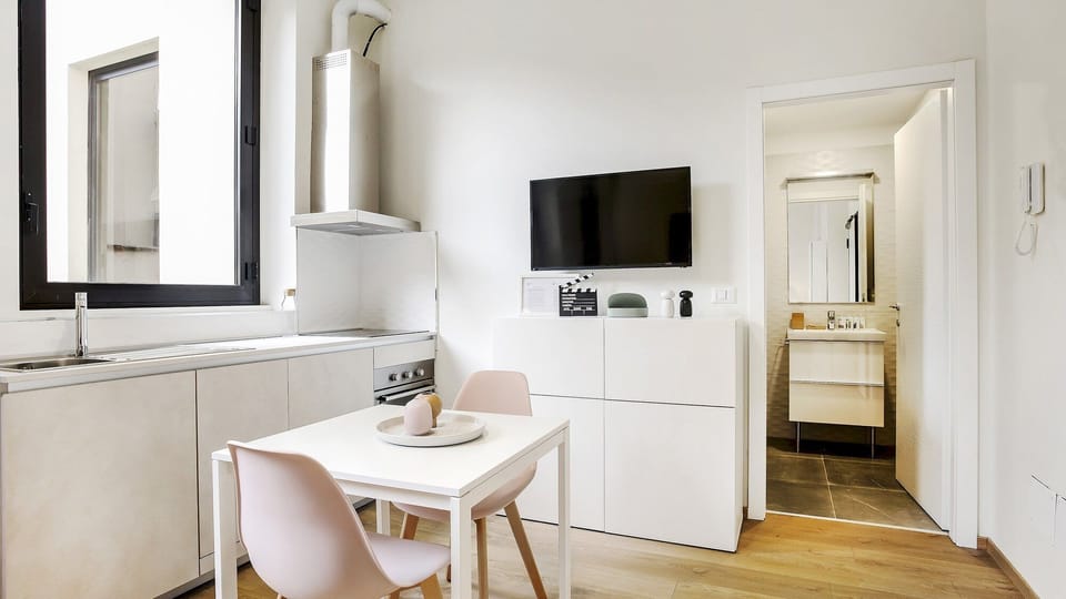 House | Iron/ironing board, WiFi