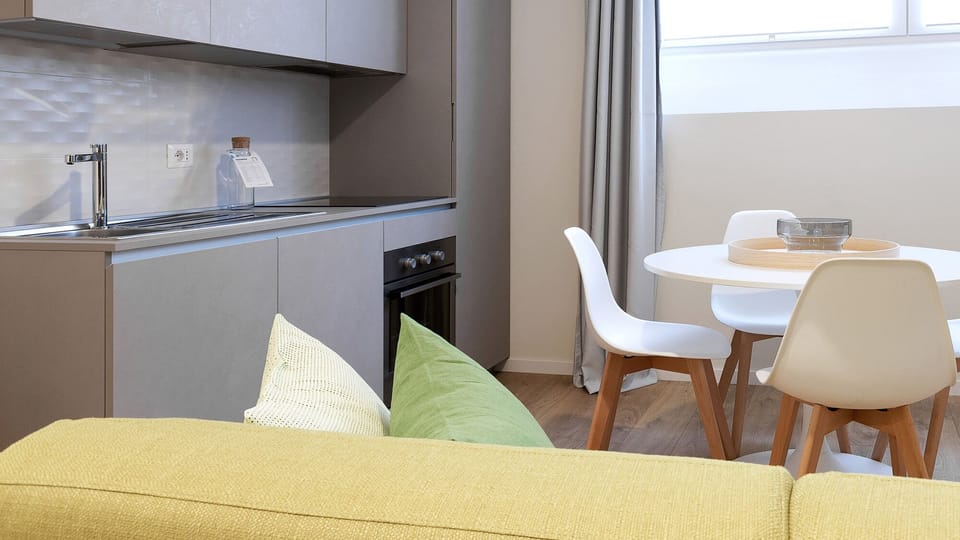 House | 1 bedroom, iron/ironing board
