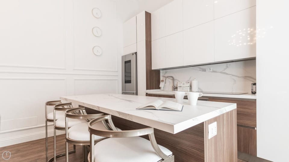 House | 2 bedrooms, iron/ironing board, WiFi