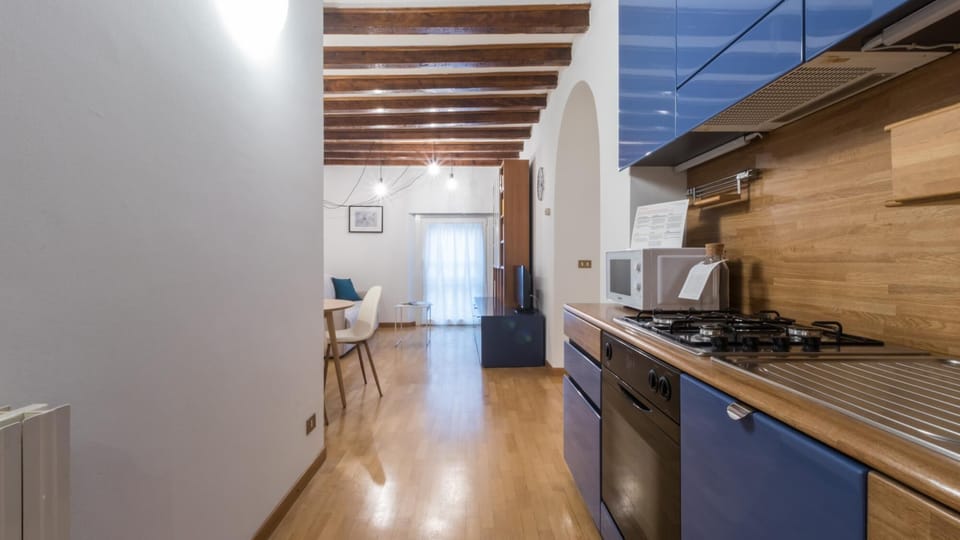 House | 1 bedroom, iron/ironing board