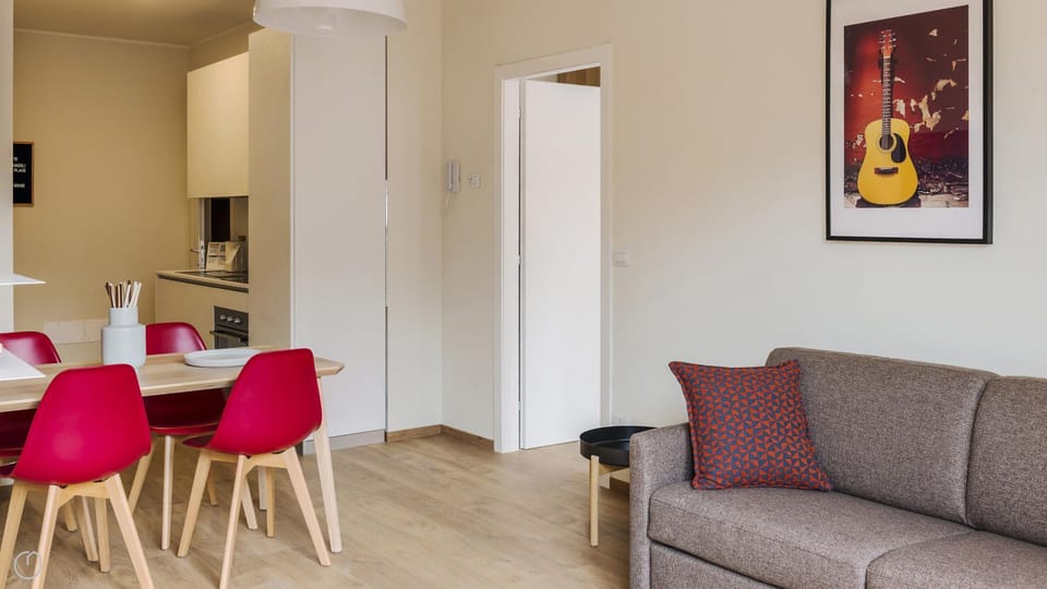 House | 2 bedrooms, iron/ironing board, WiFi