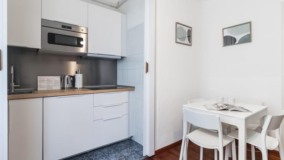 House | 1 bedroom, iron/ironing board, WiFi