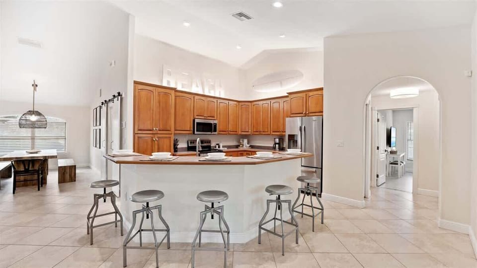 Spacious Kitchen