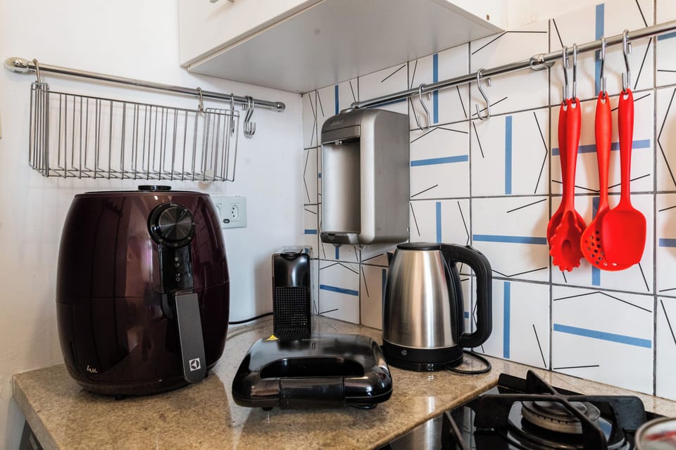Studio | Private kitchen | Fridge, microwave, oven, espresso maker
