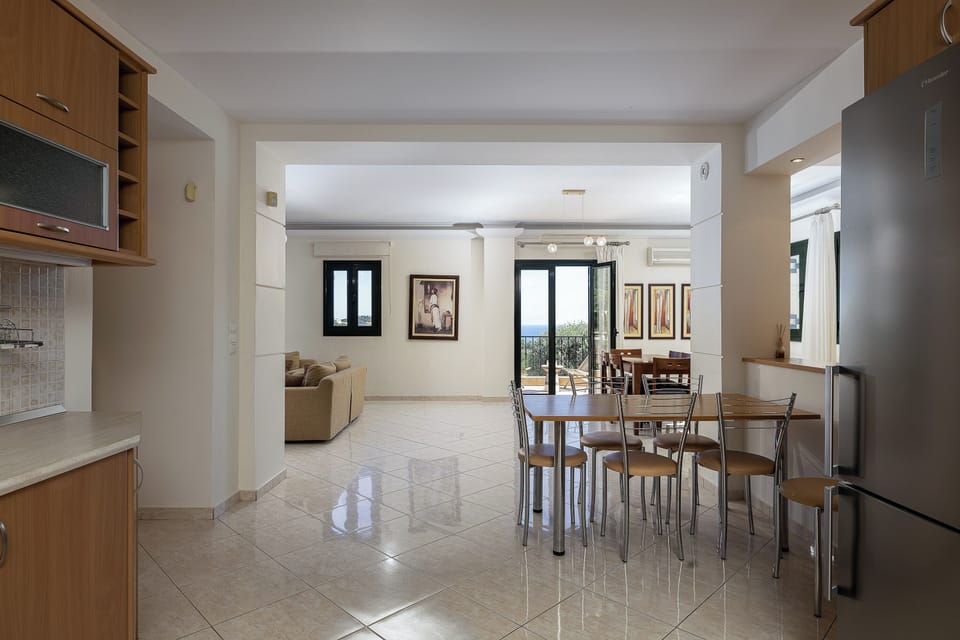 Villa, 3 Bedrooms with Shared Pool | Private kitchen | Fridge, oven, stovetop, coffee/tea maker