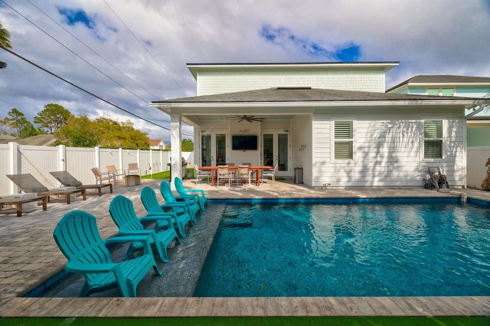 Heated saltwater pool at the main house