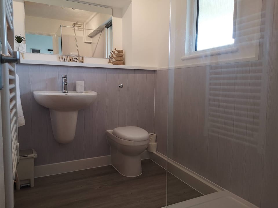 Eastcliff Escape Folkestone Apartment in Folkestone