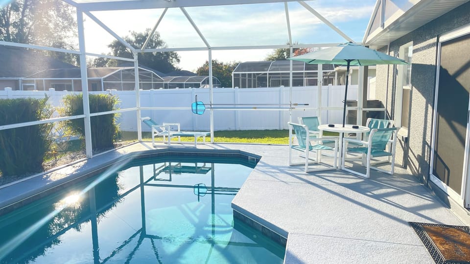 Private pool area