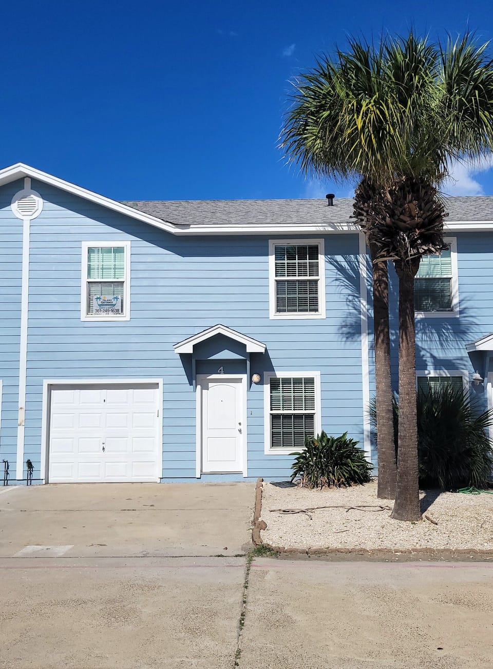 Welcome to Sunset Shores--a 4 BR townhome withing walking distance to the beach!
