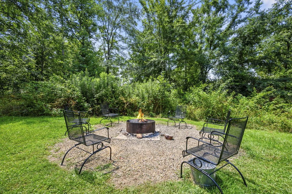 Gather ‘round the fire pit for s’mores and starry nights.